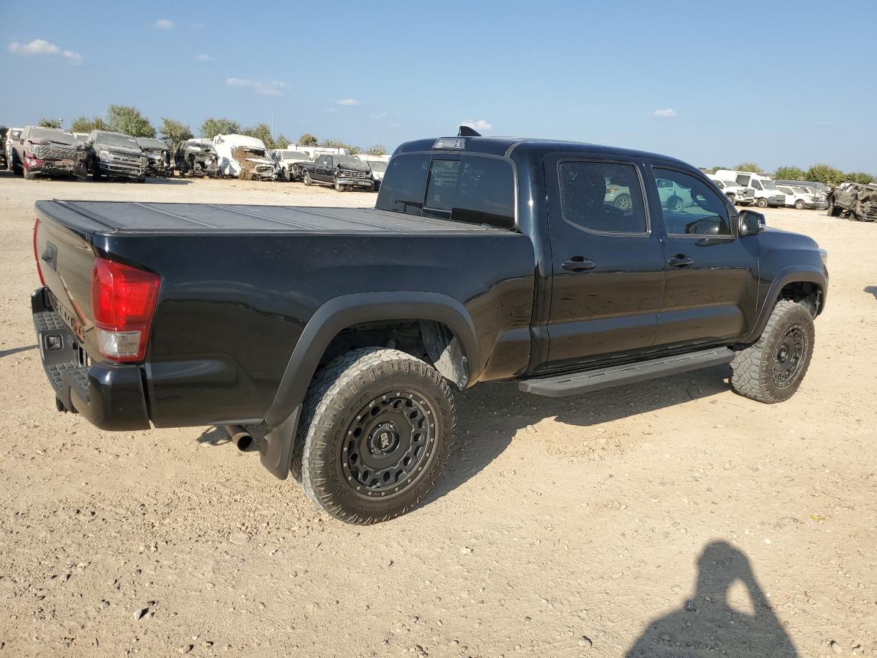 2017 Toyota Tacoma - Image 3