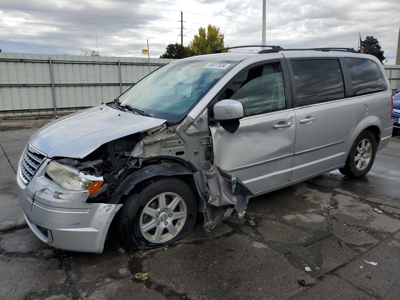 2010 Chrysler Town & Country - Image 1