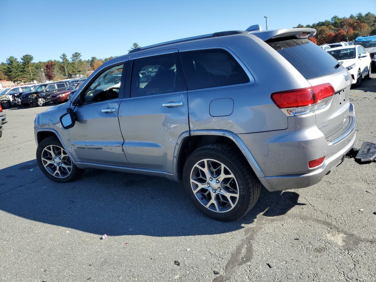 2020 Jeep Grand Cherokee - Image 2