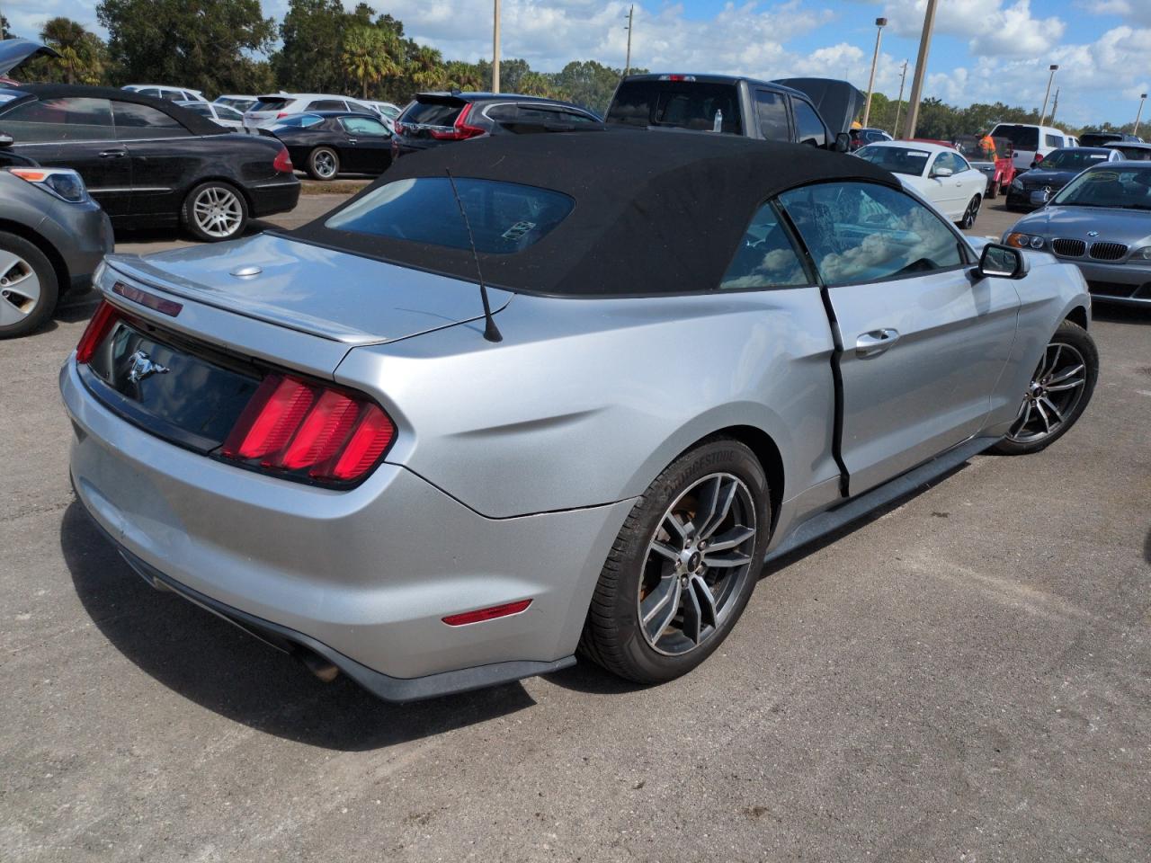2017 Ford Mustang - Image 3