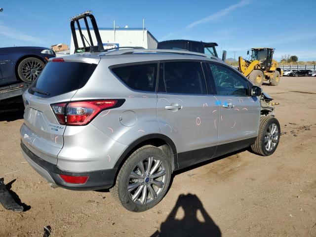  FORD ESCAPE 2018 Серебристый