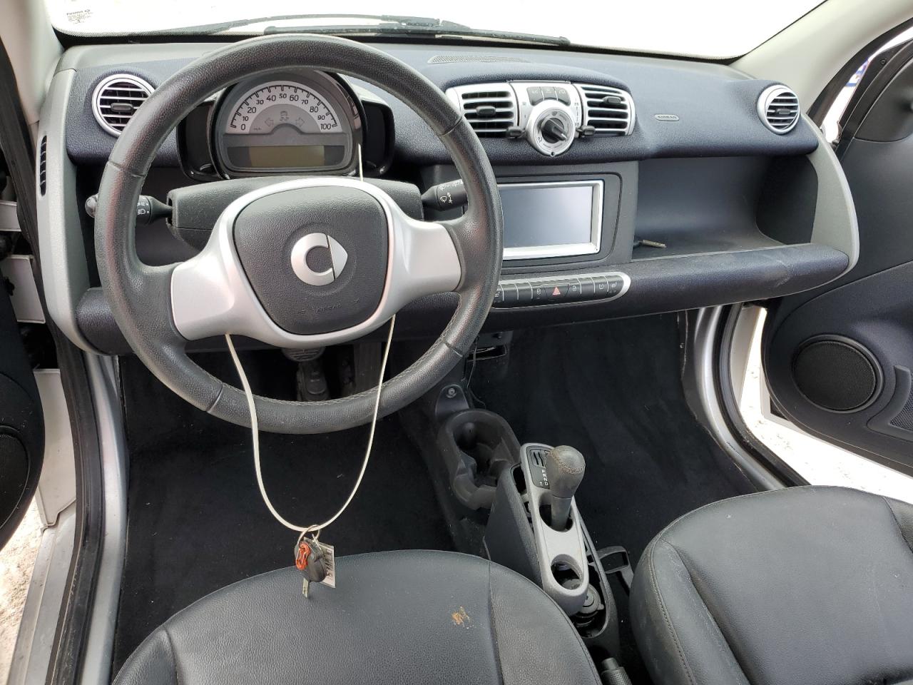 2015 Smart Fortwo - Image 8