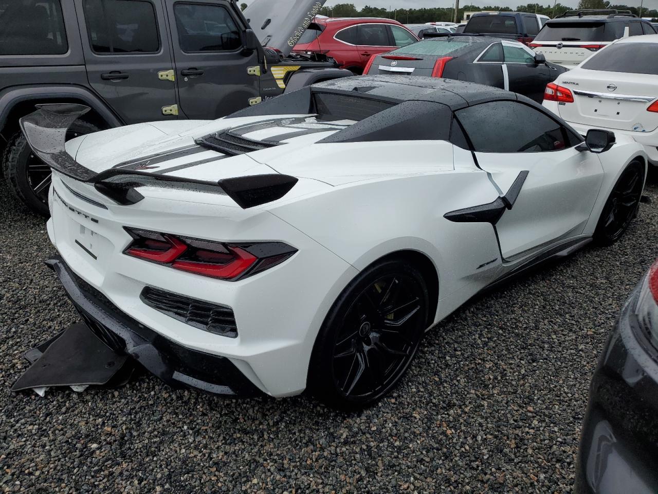 2023 Chevrolet Corvette - Image 3