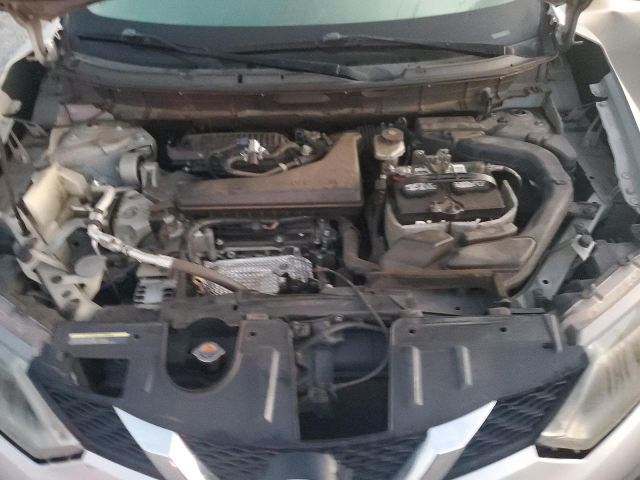 2016 Nissan Rogue - Image 12
