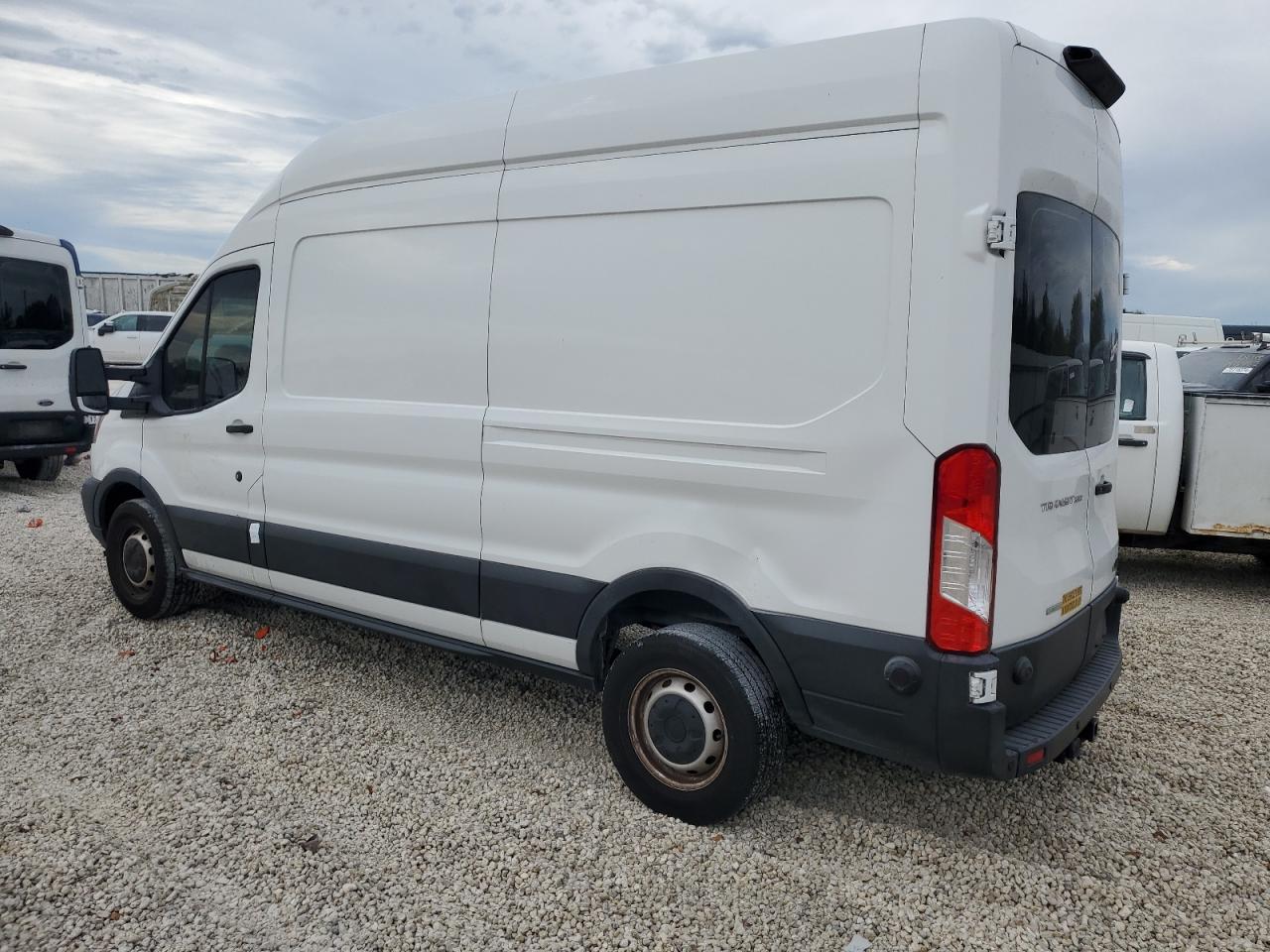 VIN 1FTBW2XG5KKA78545 2019 FORD TRANSIT no.2