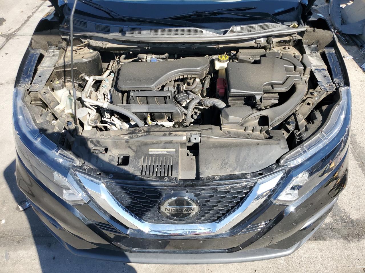 2020 Nissan Rogue - Image 12