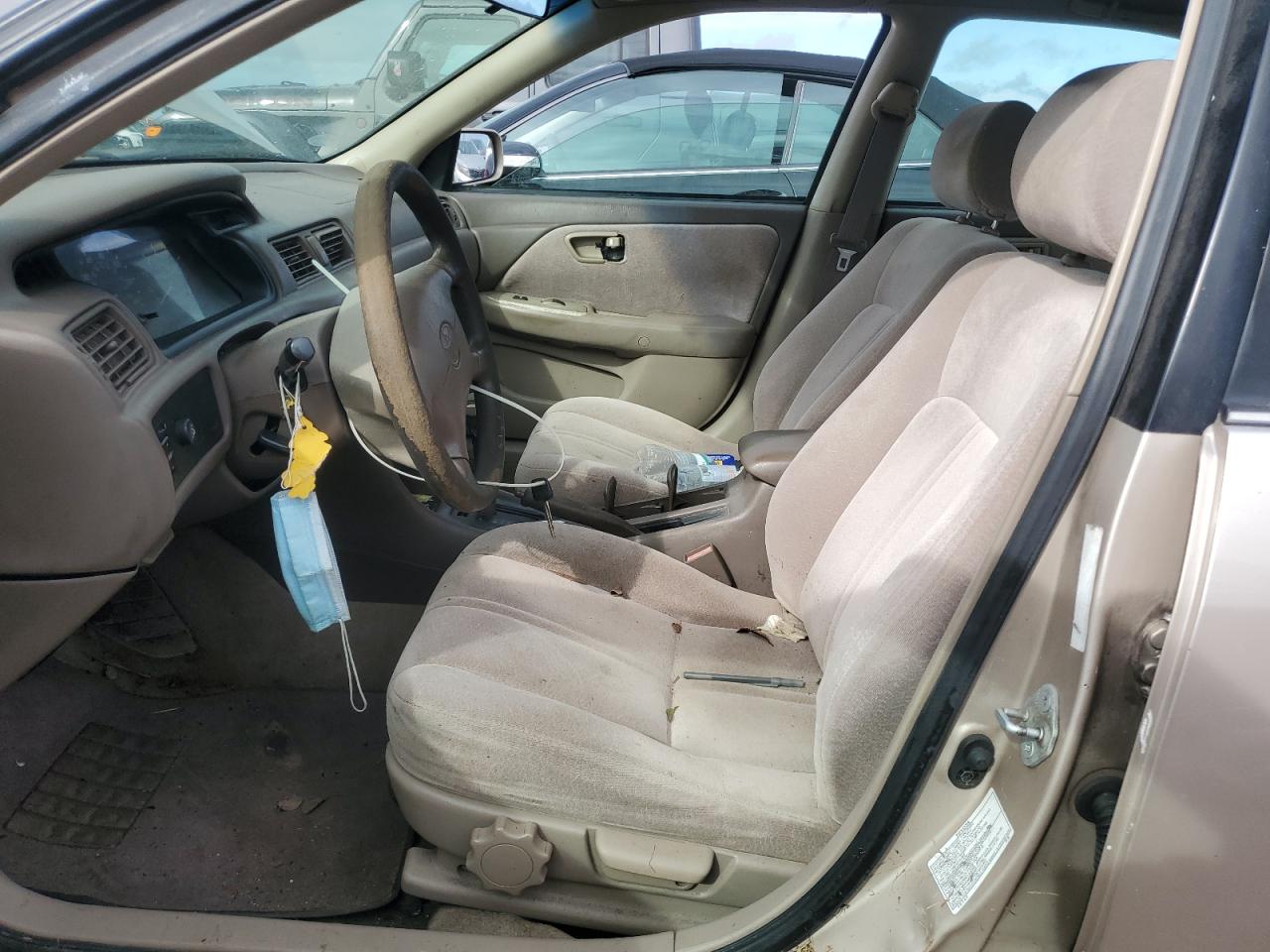 1998 Toyota Camry - Image 7