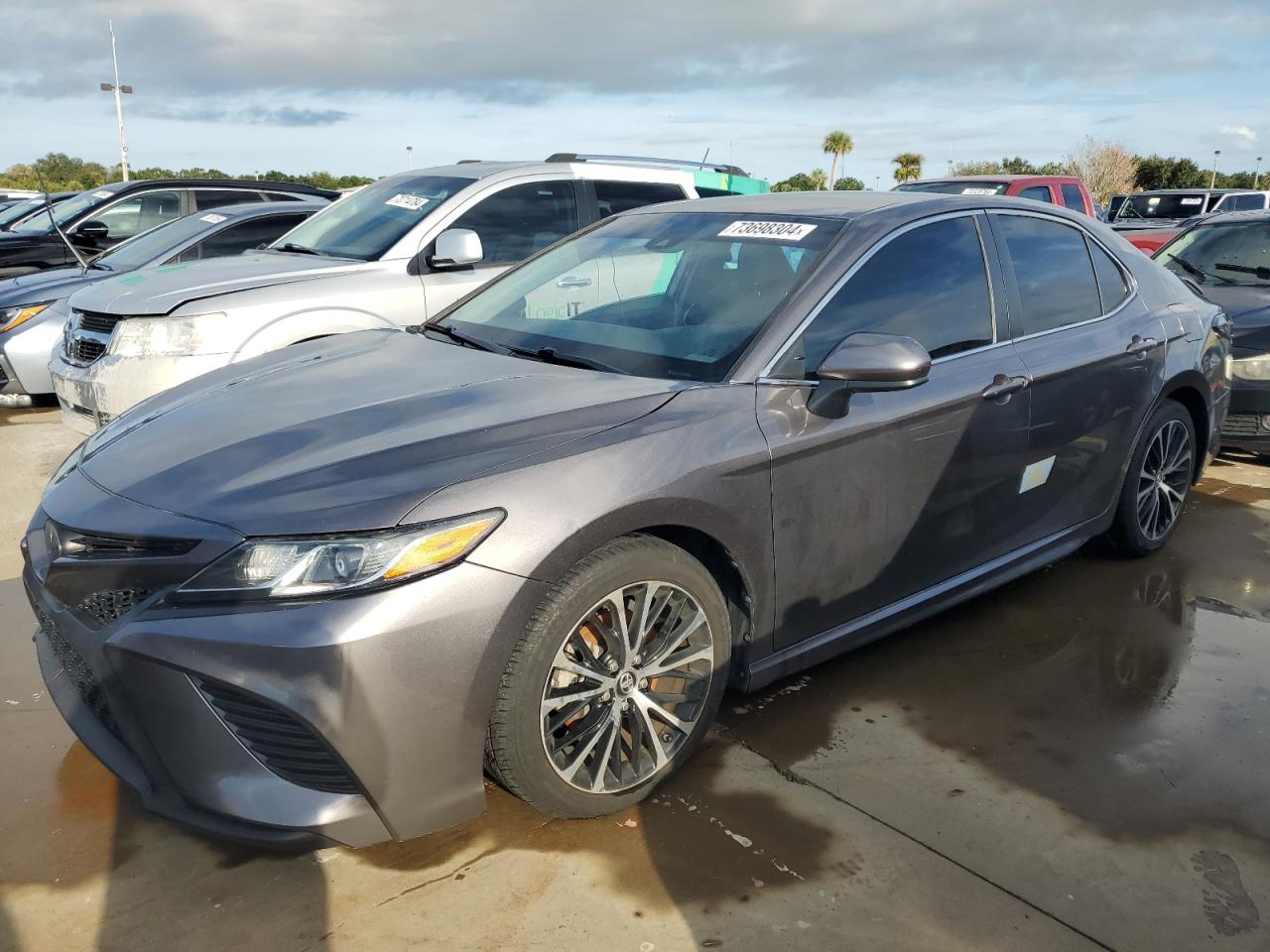 4T1B11HK3KU679125 2019 TOYOTA CAMRY - Image 1