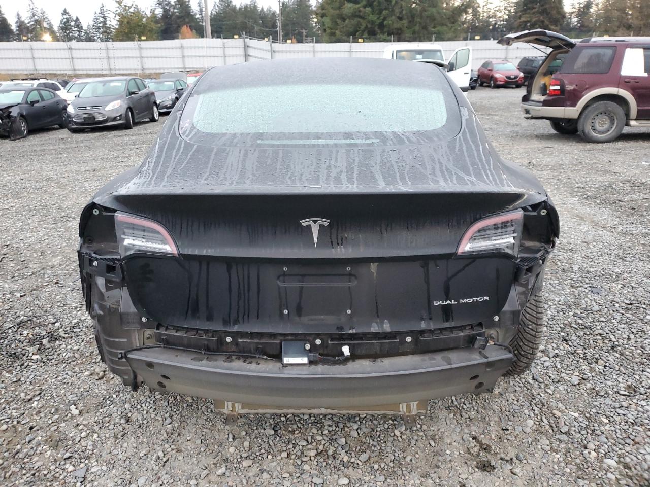 5YJ3E1EBXJF181948 2018 Tesla Model 3