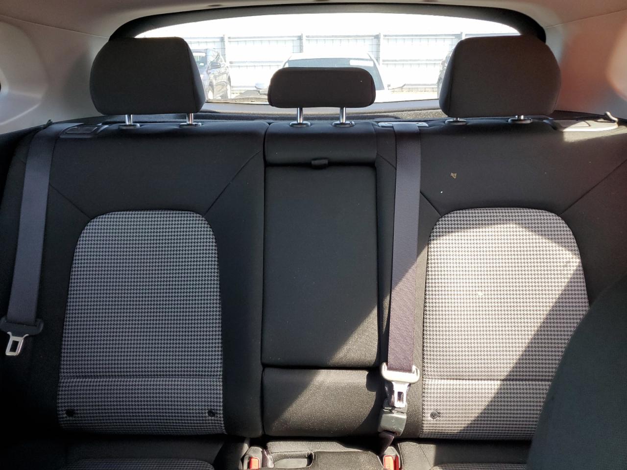 2018 Hyundai Kona - Image 10