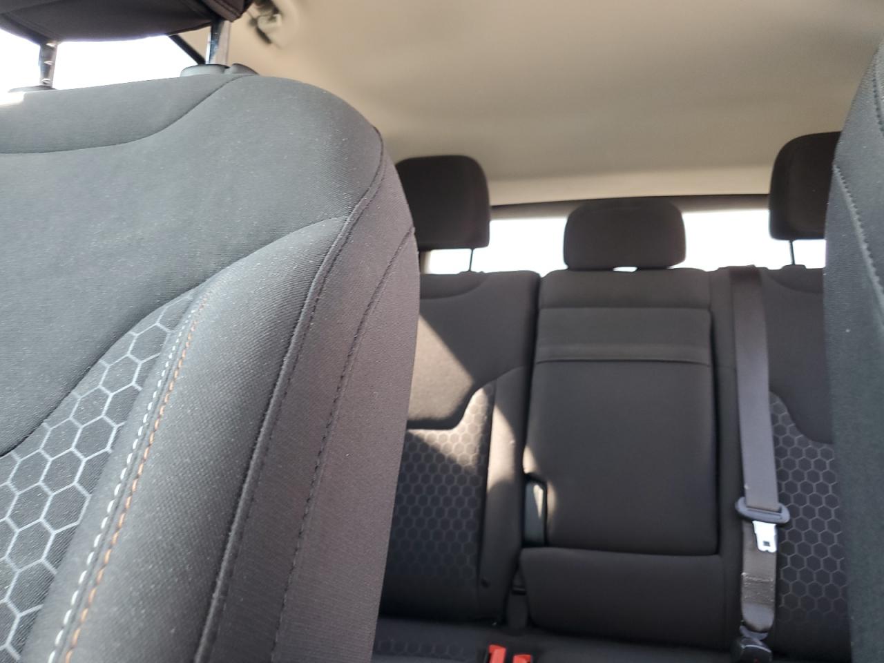 2019 Jeep Compass - Image 10
