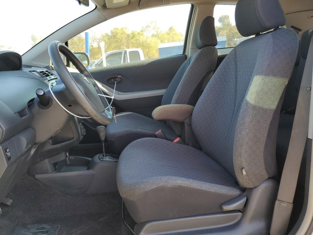 2010 Toyota Yaris VIN: JTDJT4K31A5290540 Lot: 77436104