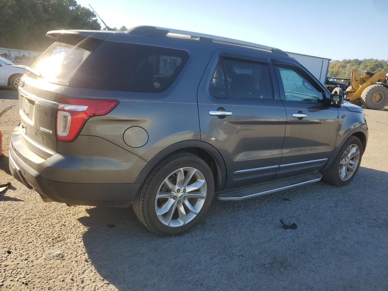 2015 Ford Explorer - Image 3