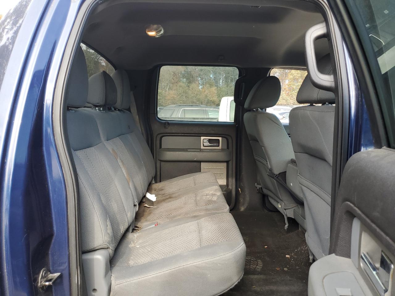 2011 Ford F-150 - Image 10