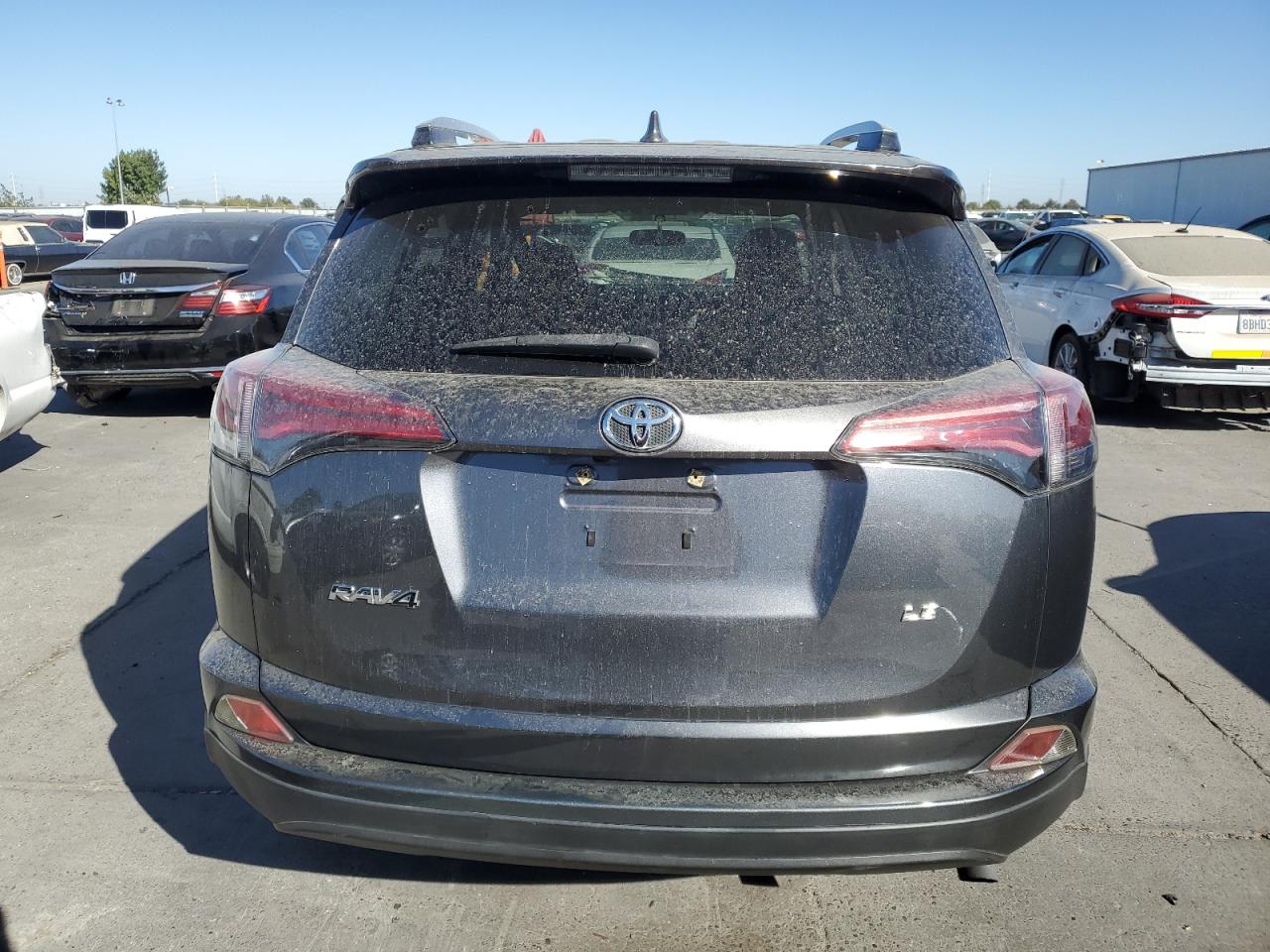 2016 Toyota Rav4 Le VIN: JTMZFREV7GD088188 Lot: 76753394