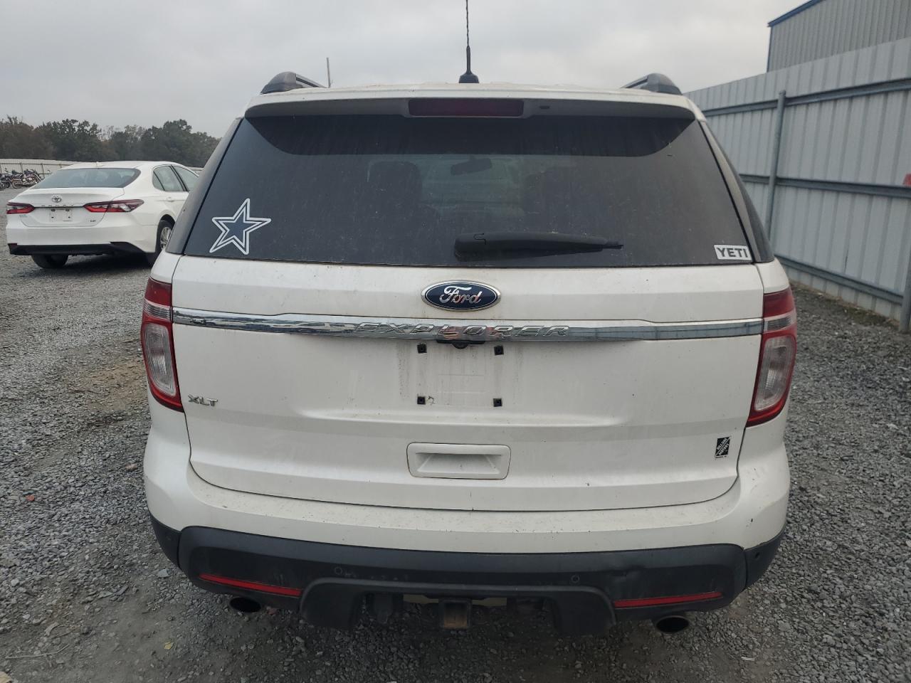 2011 Ford Explorer - Image 6