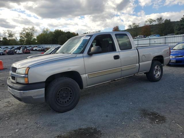 2004 Chevrolet Silverado K1500 продається в Grantville, PA - Minor Dent/Scratches