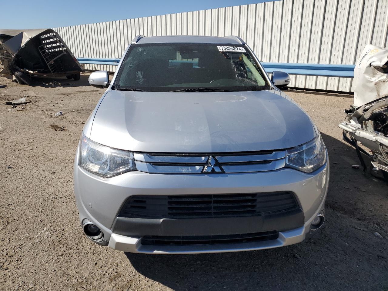 2015 Mitsubishi Outlander - Image 5