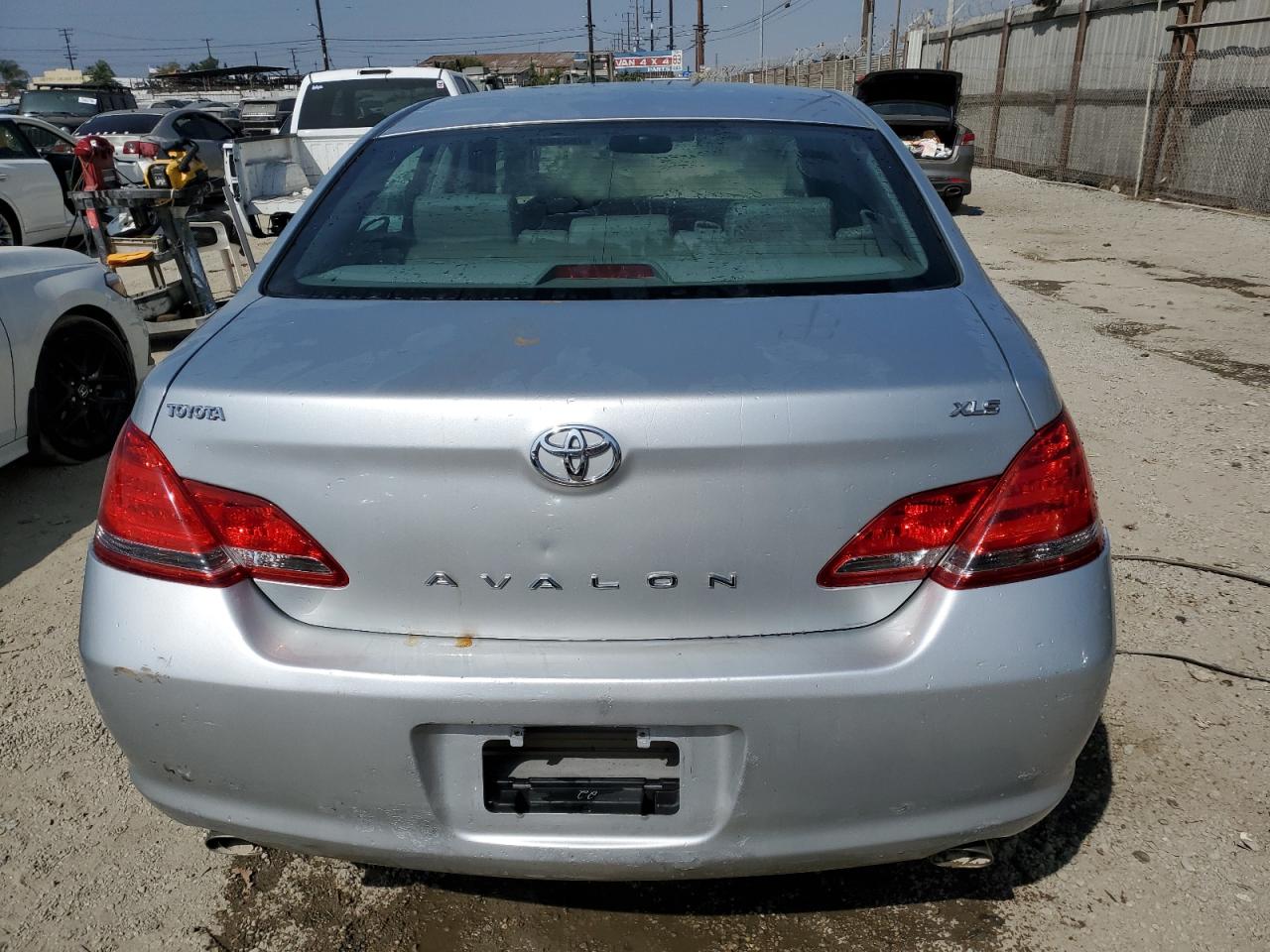 2005 Toyota Avalon Xl VIN: 4T1BK36B15U034683 Lot: 75349524