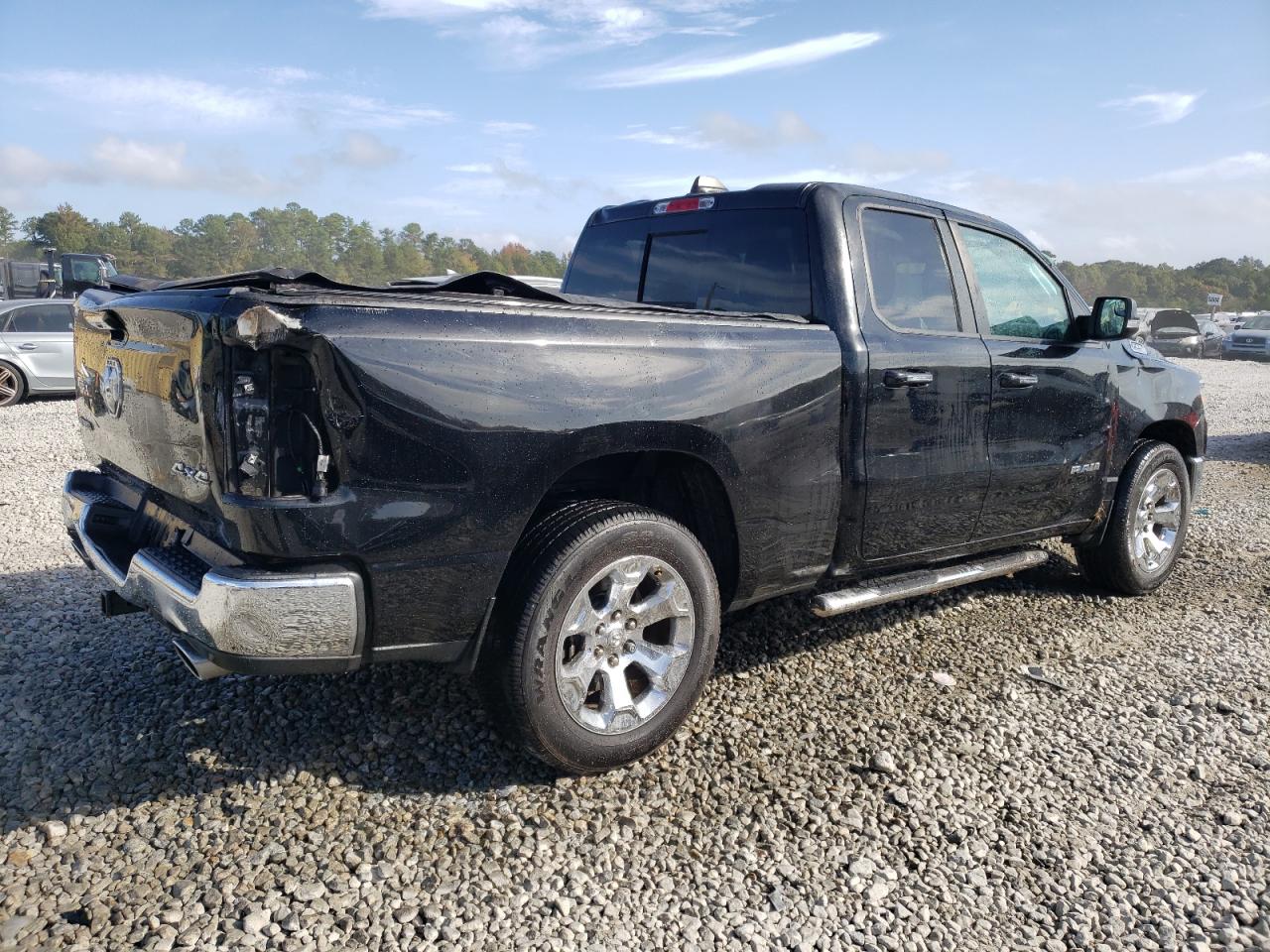 2020 RAM 1500 - Image 3