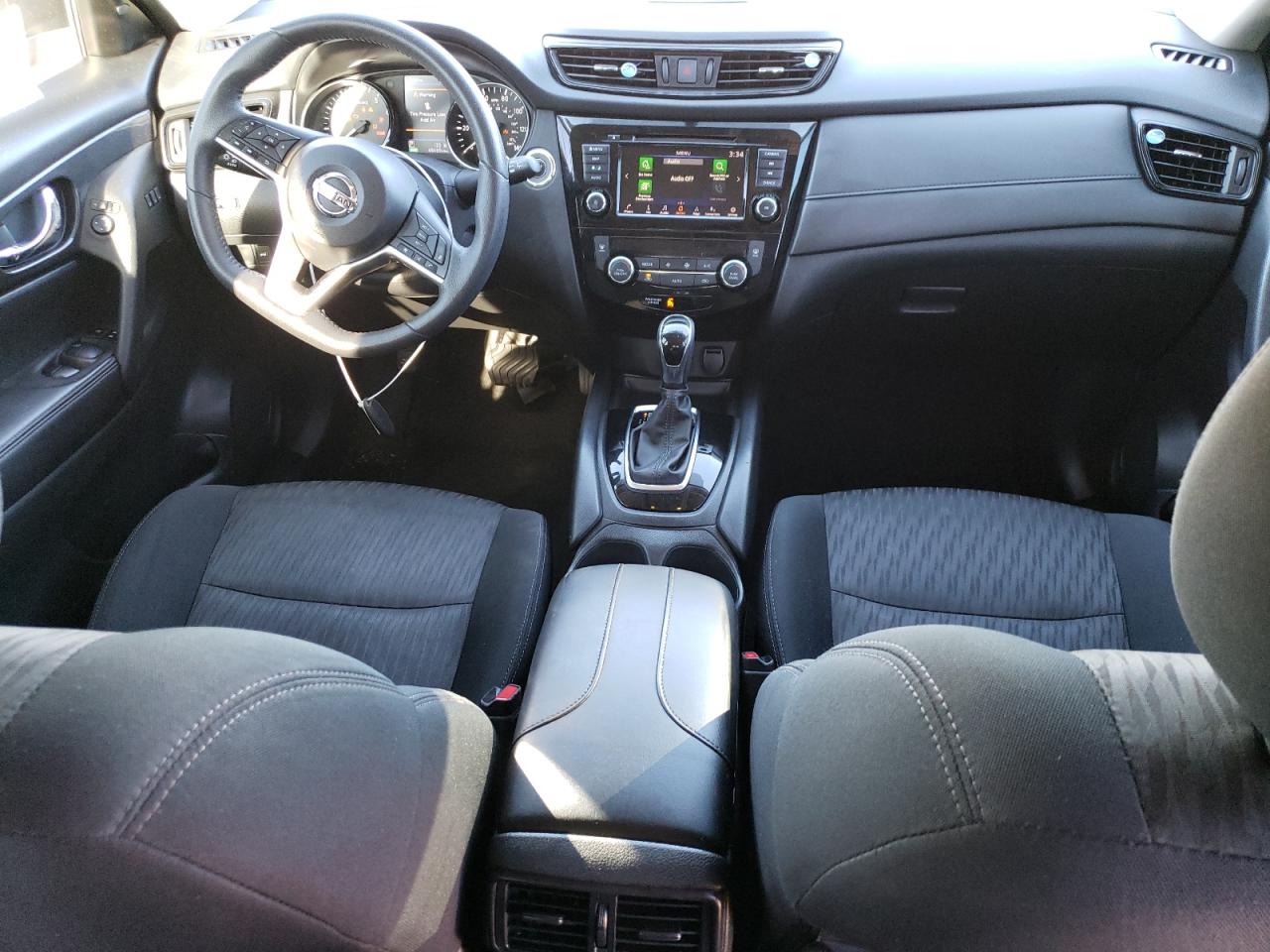 2018 Nissan Rogue - Image 8