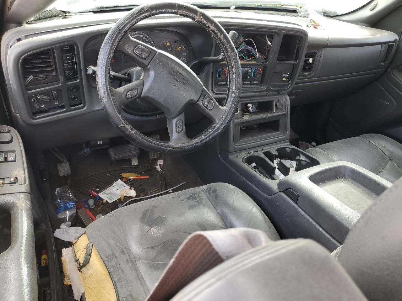 2005 Chevrolet Silverado - Image 8