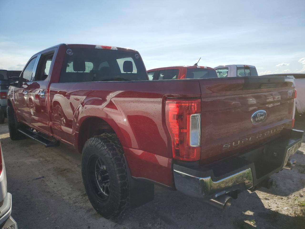 VIN 1FT7W2A69KED50437 2019 FORD F250 no.2