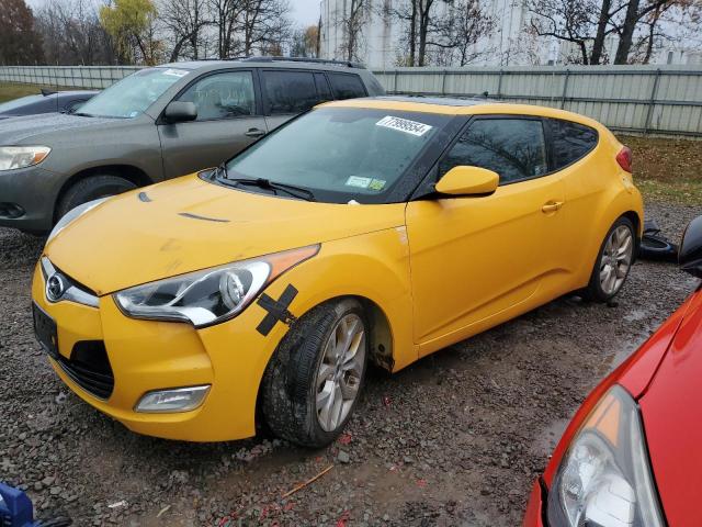  HYUNDAI VELOSTER 2013 Желтый