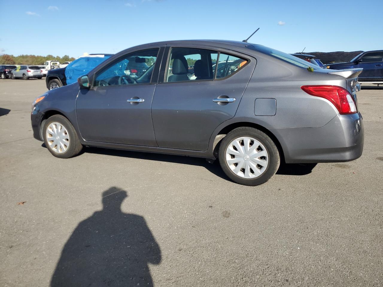 2016 Nissan Versa - Image 2