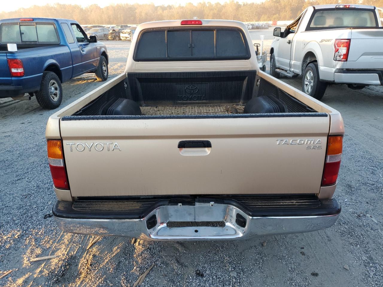 2000 Toyota Tacoma Xtracab VIN: 4TAVL52N3YZ679834 Lot: 74009634