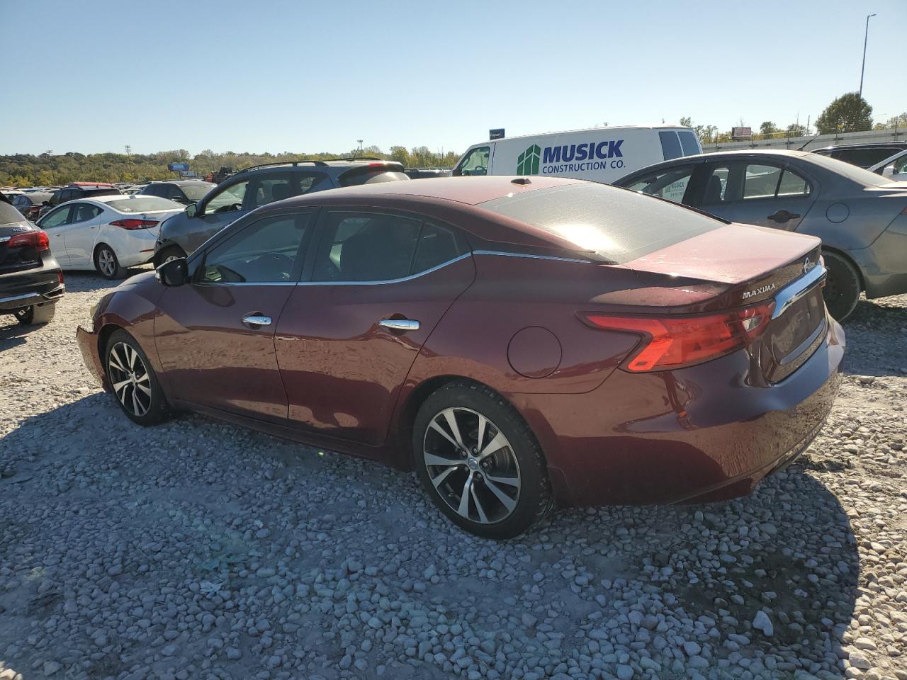 2017 Nissan Maxima - Image 2