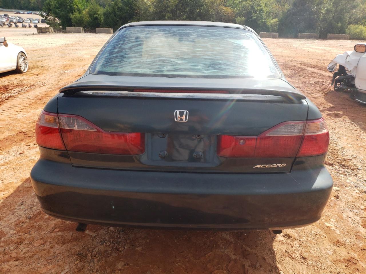 2000 Honda Accord Ex VIN: 1HGCG1656YA097679 Lot: 73653374