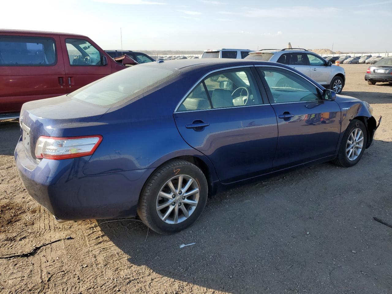 2010 Toyota Camry - Image 3