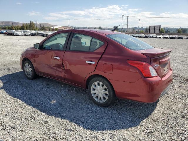  NISSAN VERSA 2019 Красный