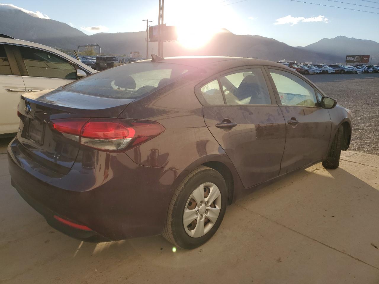 2017 Kia Forte Lx VIN: 3KPFK4A78HE066385 Lot: 77874214