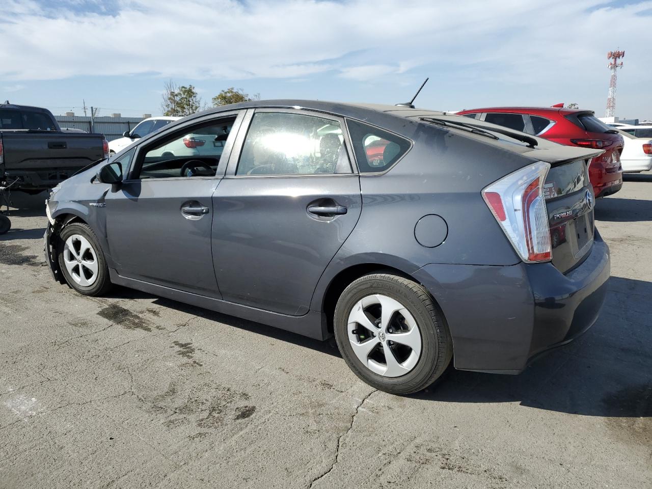 2015 Toyota Prius - Image 2