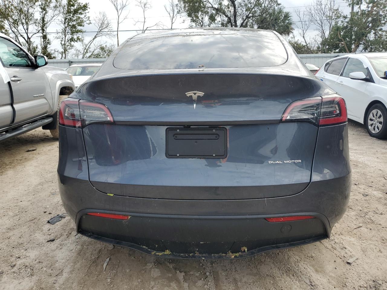 2023 Tesla Model Y VIN: 7SAYGDEE2PA202344 Lot: 75845414