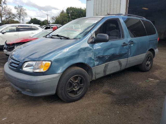 2002 Toyota Sienna Le