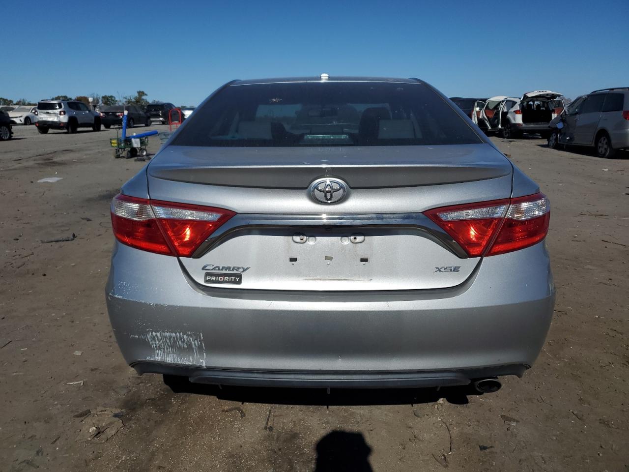 4T1BF1FK1FU938379 2015 Toyota Camry Le