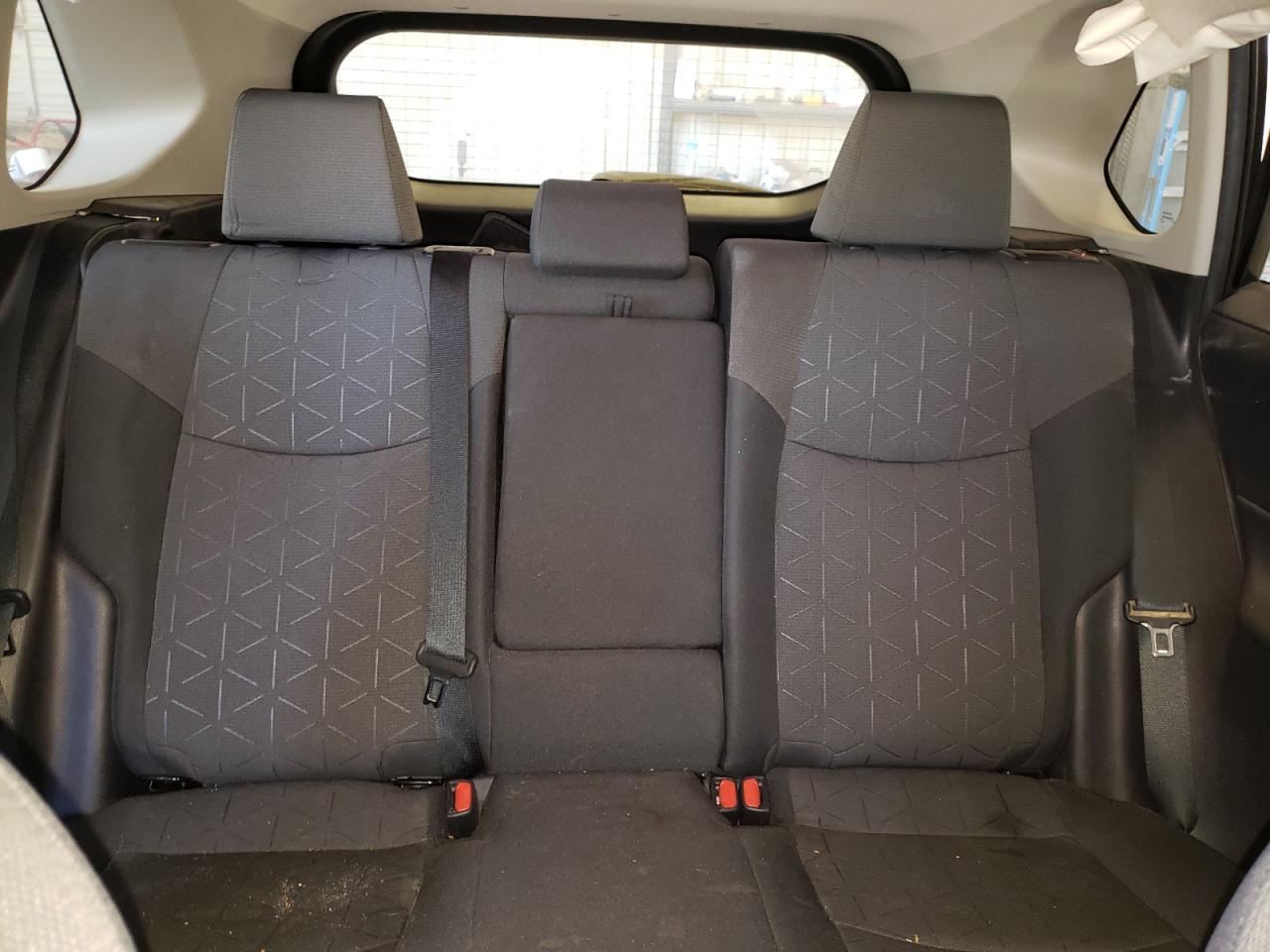 2019 Toyota RAV 4 - Image 10