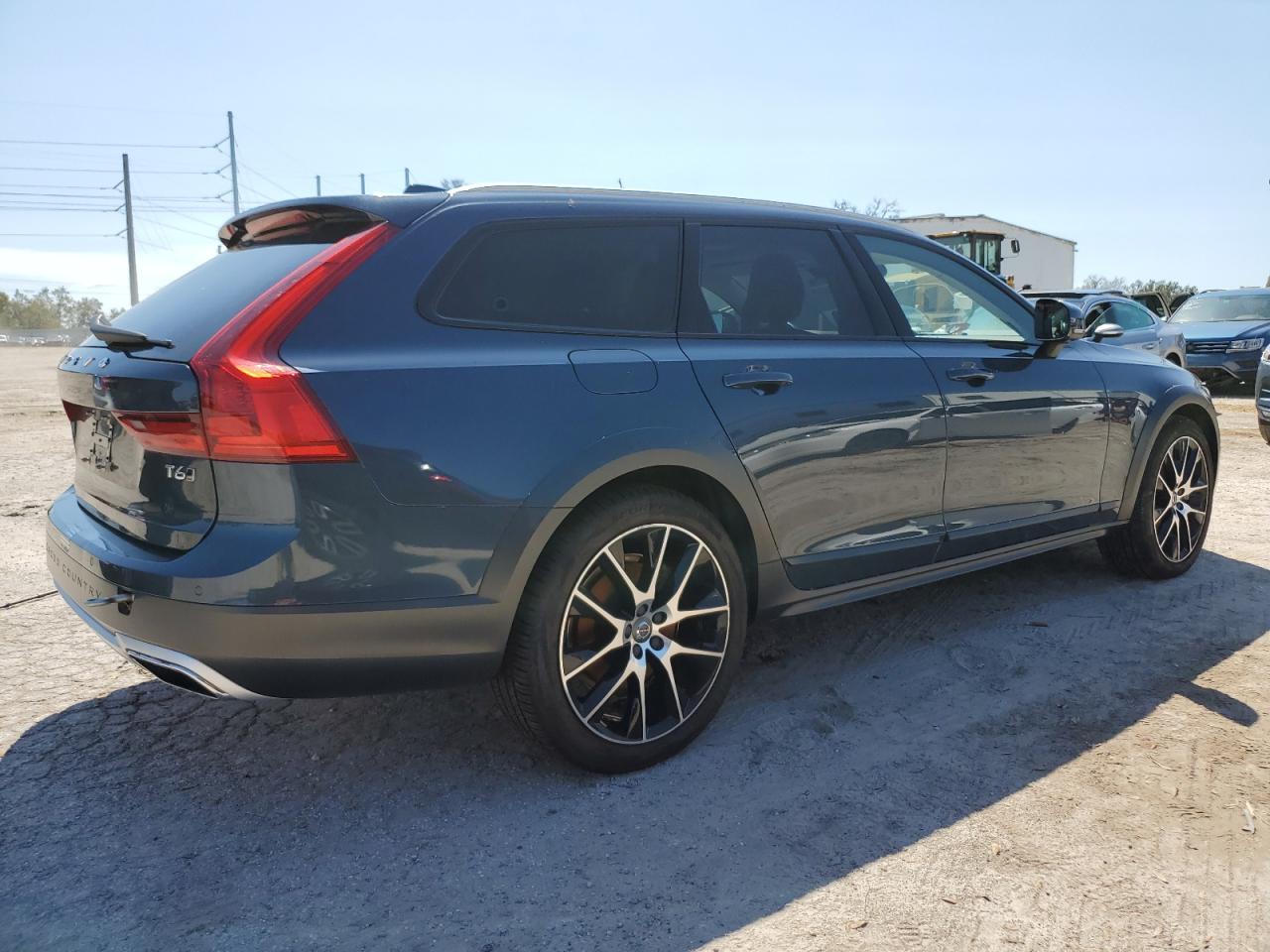 YV4A22NL4J1020385 2018 Volvo V90 Cross Country T6 Inscription