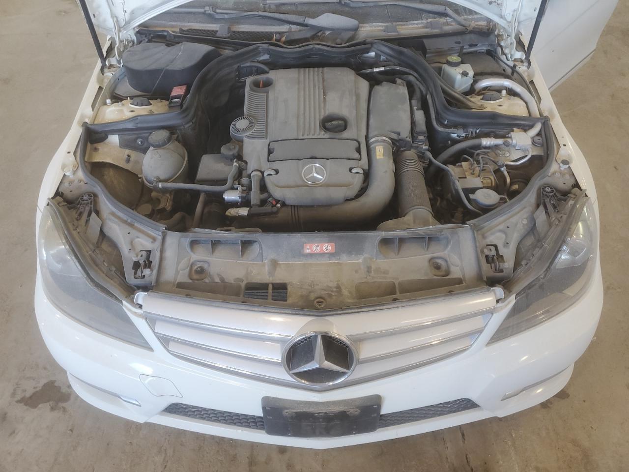 WDDGF4HB0CA614738 2012 Mercedes-Benz C 250