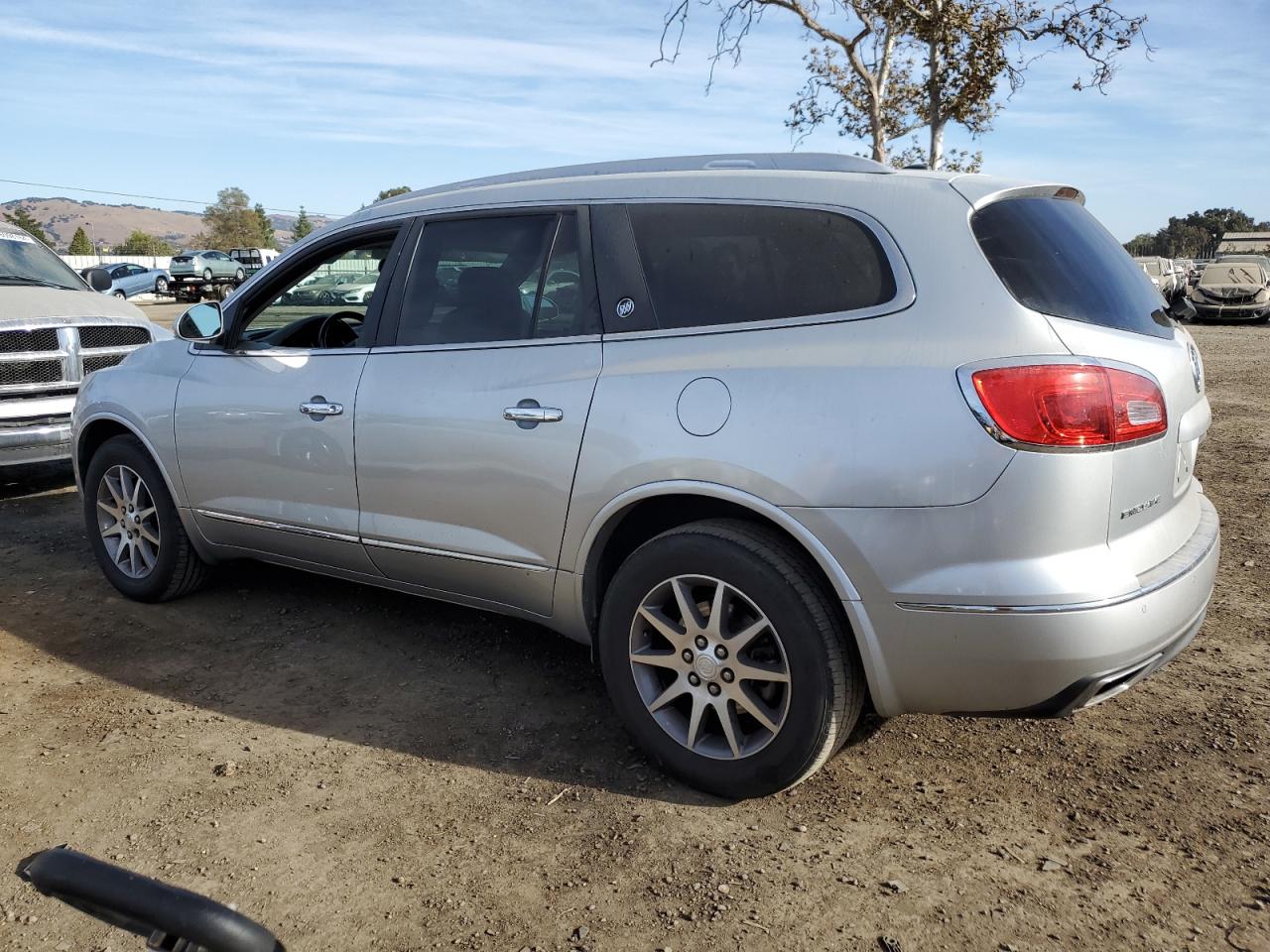 VIN 5GAKRBKD6EJ147887 2014 BUICK ENCLAVE no.2