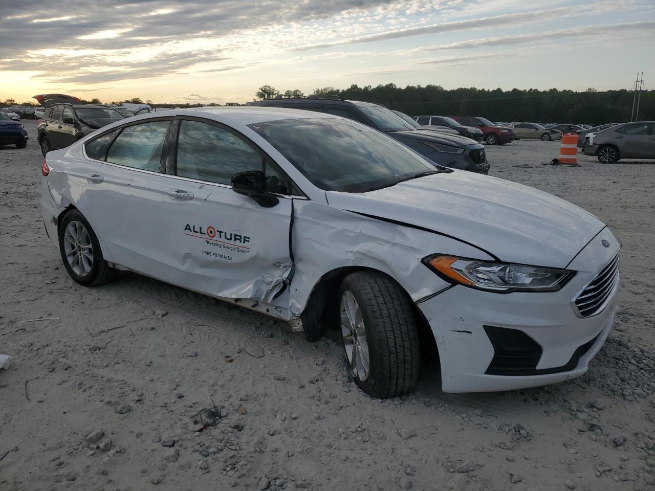 2020 Ford Fusion - Image 4
