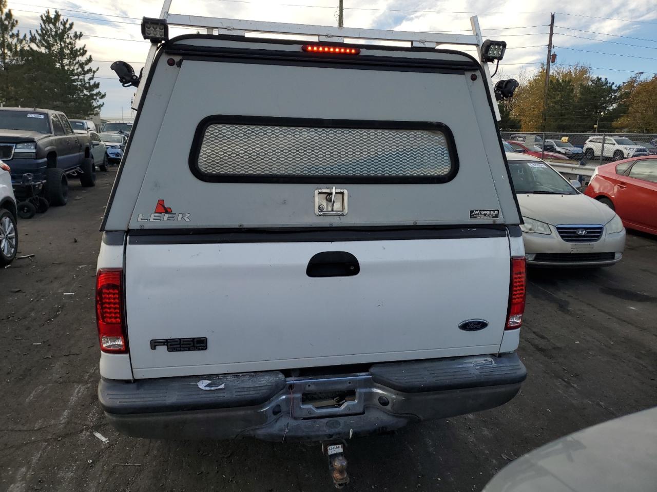 2001 Ford F250 Super Duty VIN: 1FTNX21F41EC26272 Lot: 77831234