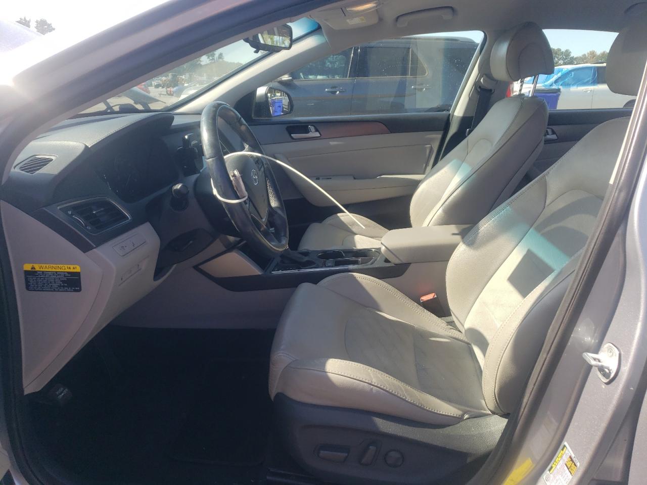 2016 Hyundai Sonata - Image 7