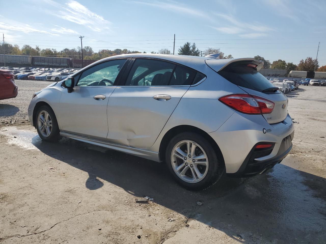 2017 Chevrolet Cruze - Image 2