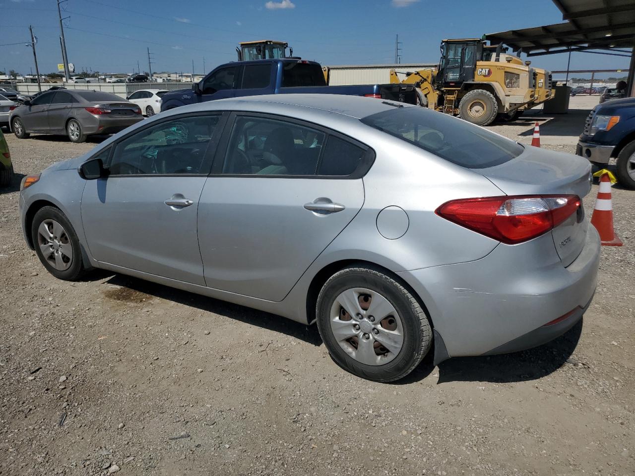 2015 Kia Forte - Image 2