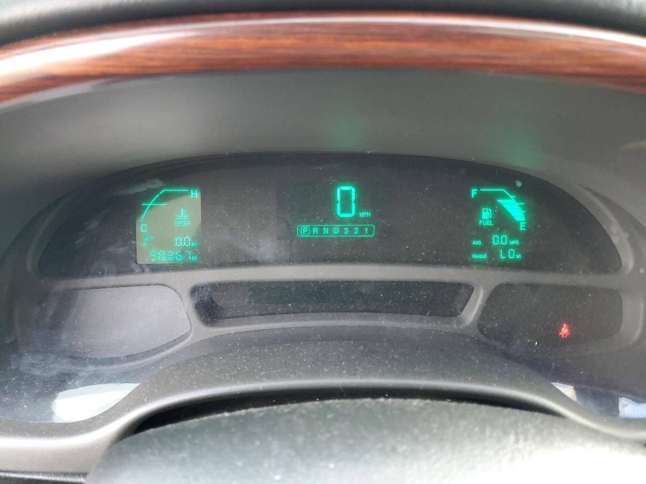 2004 Cadillac De Ville - Image 9