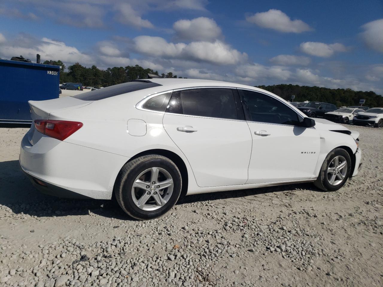 2020 Chevrolet Malibu - Image 3